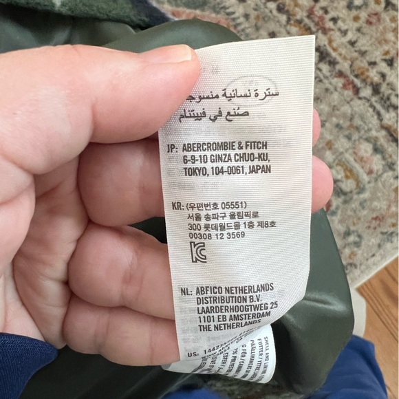 Abercrombie & Fitch Plaid Jacket - Picture 7 of 8